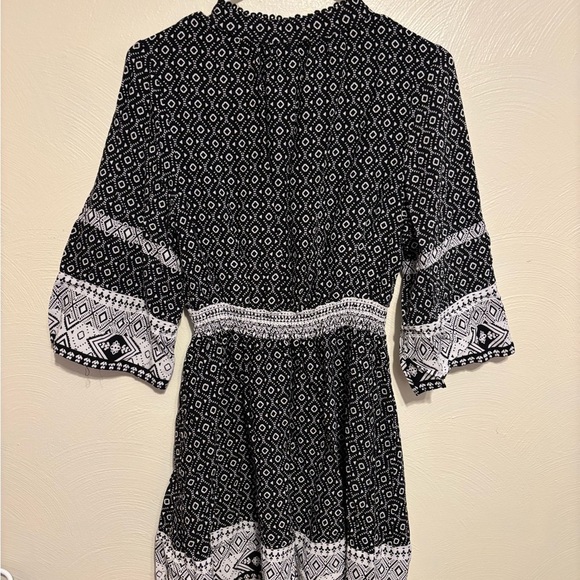 H&M Black and White Patterned Mini Dress - Picture 6 of 6